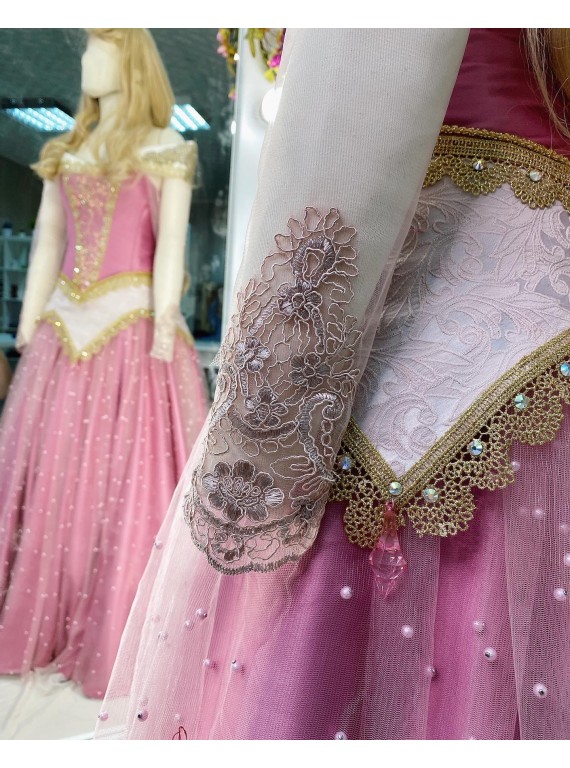 Aurora from Sleeping beauty 1959 cosplay historical dress